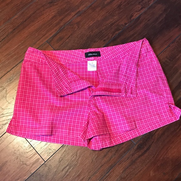 Xhilaration Shorts - Picture 3 of 3